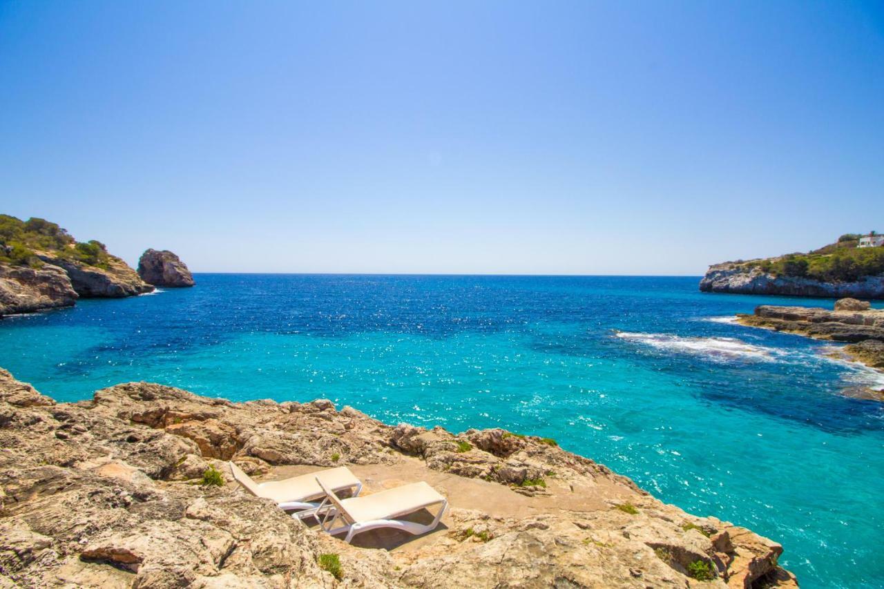 Beautiful Private On The Sea Villa Santanyí